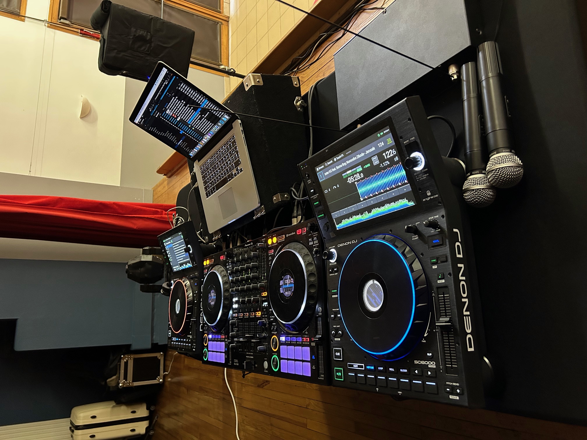 Réglages de la régie DJ